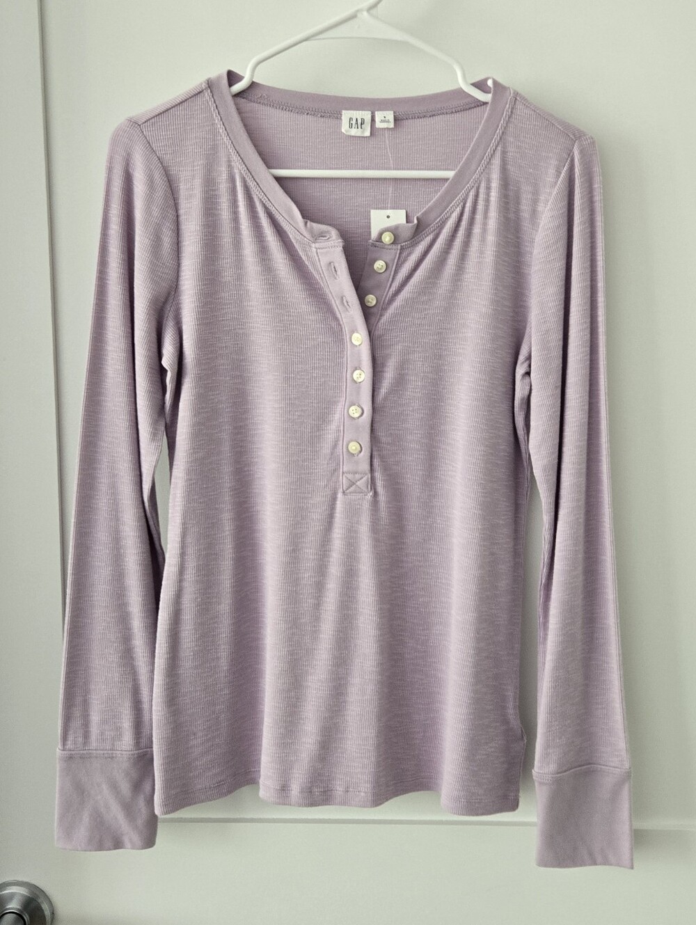 NWT Gap Lavender Ribbed Long-Sleeve Henley Top Sz S